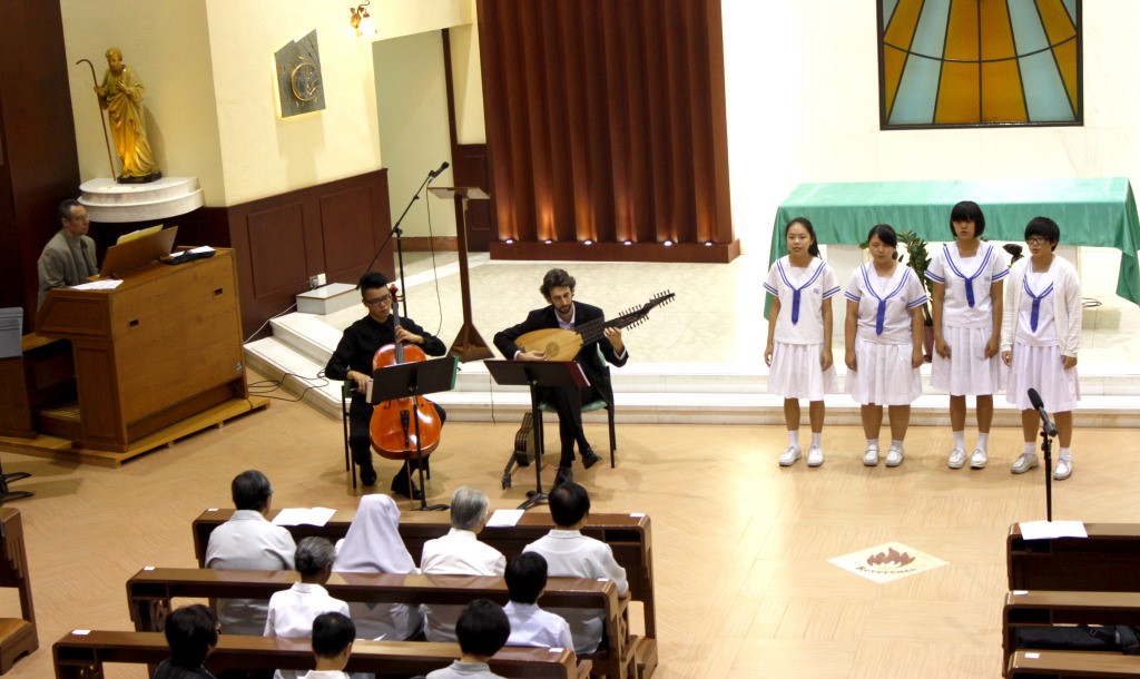 12c-photo
