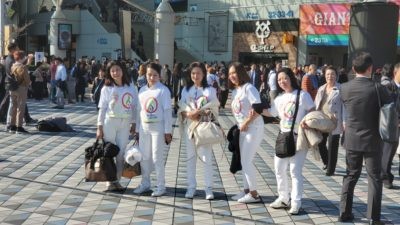 FILIPINO MIGRANTS ON PILGRIMAGE TO TOKYO TO SEE THE HOLY FATHER – Pope denounces obsession with profit and competitiveness at Mass for 50,000