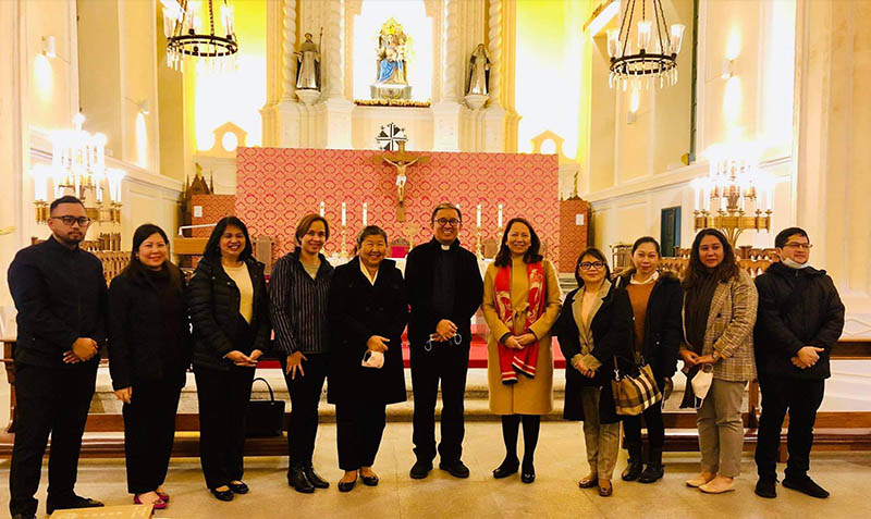 Mass for outgoing Philippine Consul General