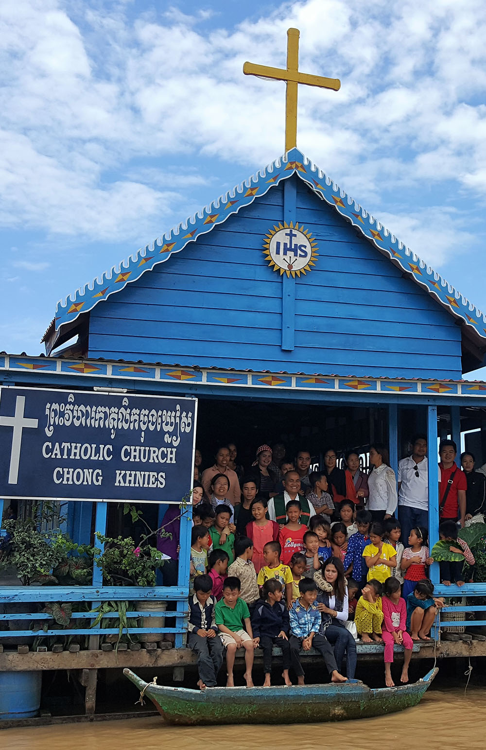 Catholic Church in Laos and Cambodia to focus on young people and new technologies