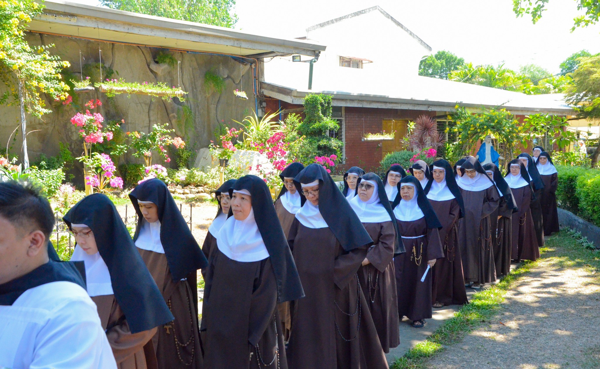 23rd Sunday in Ordinary Time( Year C) – Pilgrims of Hope: The Radical Call of Discipleship