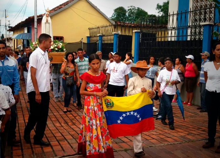 Virgem Peregrina perpetua Mensagem de Fátima nas cerca de 14 viagens previstas para o ano de 2022