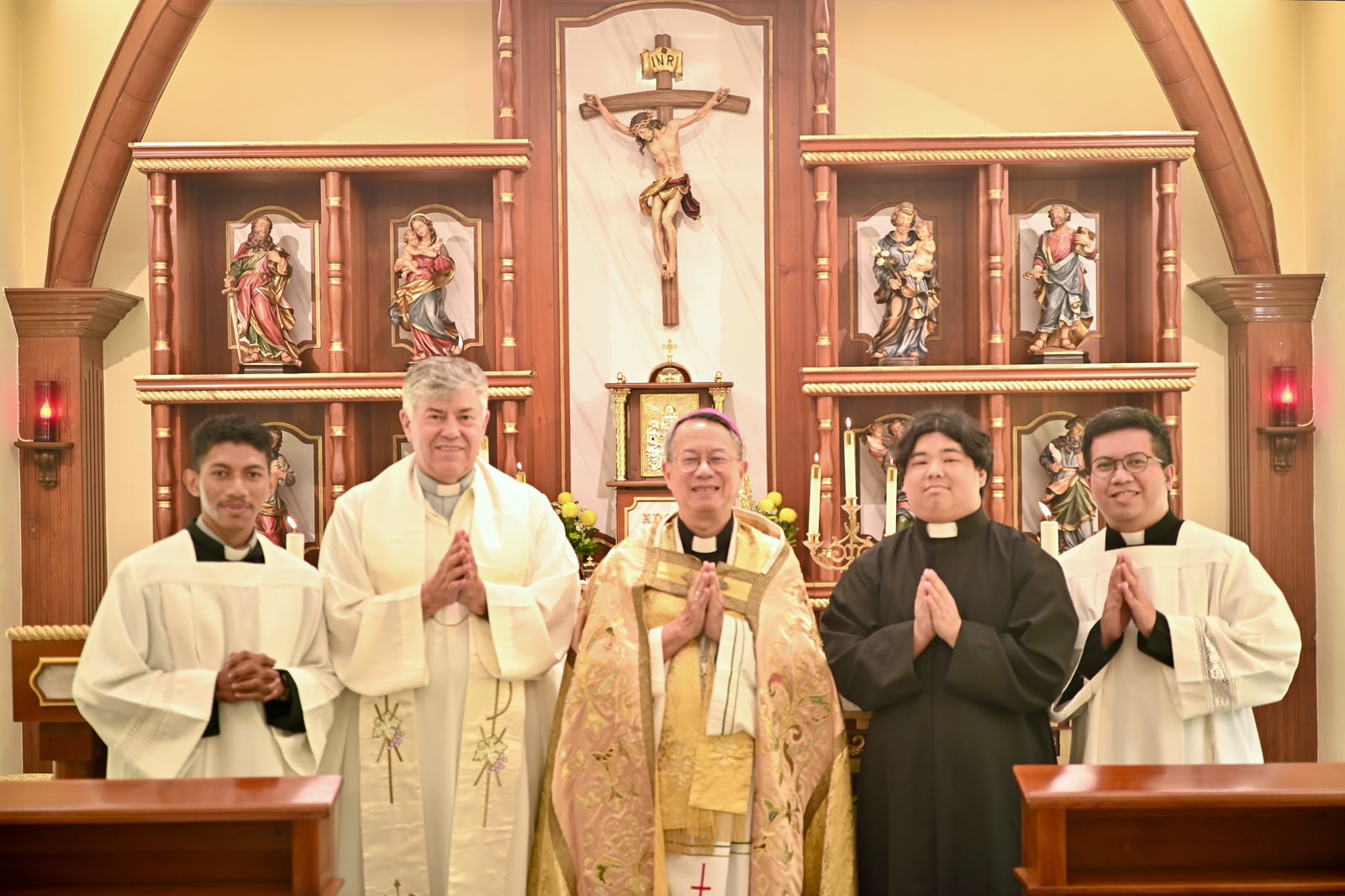 CASSOCK INVESTITURE AND FORMAL ADMISSION CEREMONY - Eduardo Augusto Invested with Cassock