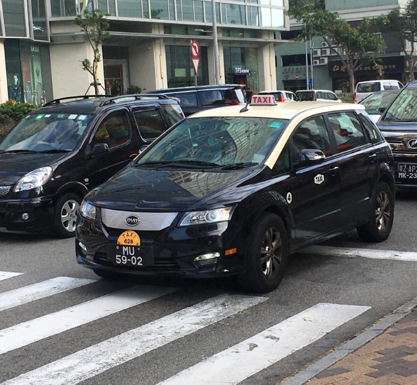 Regime jurídico do transporte de passageiros em automóveis ligeiros de aluguer (III)