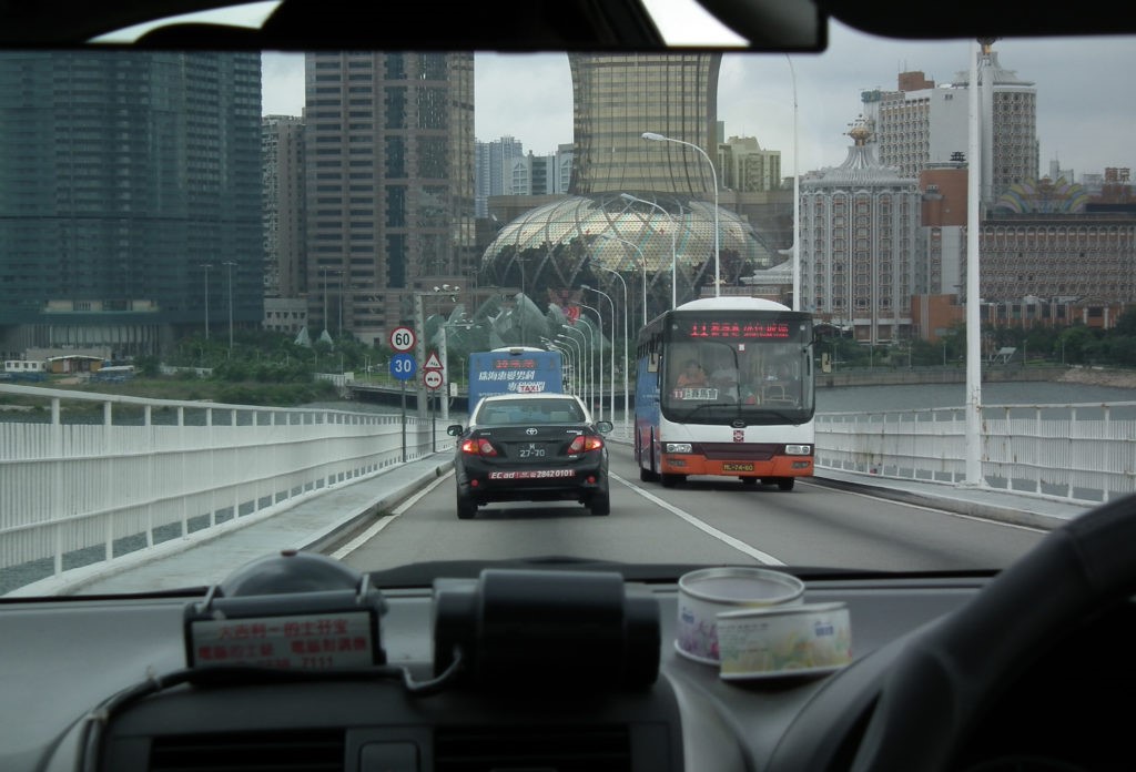 Regime jurídico do transporte de passageiros em automóveis ligeiros de aluguer (VII)