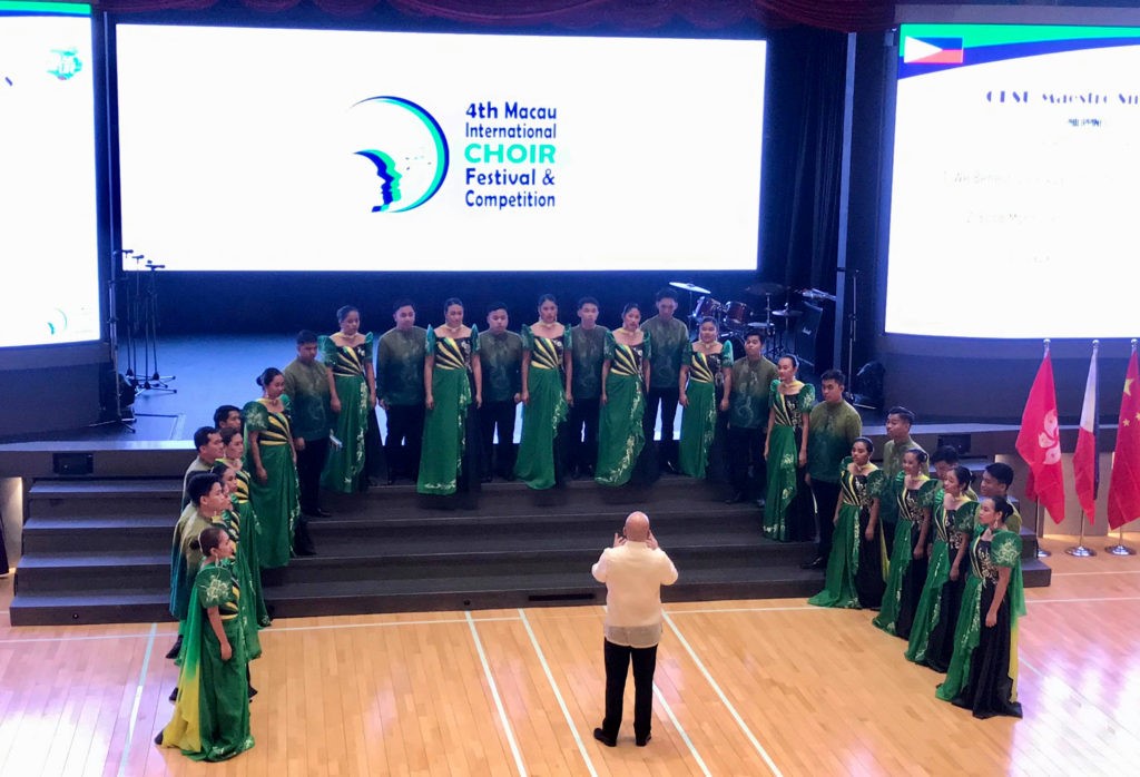 CORO “HIMIG RIZALIA”