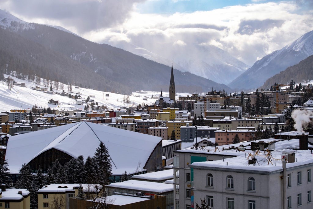 PAPA ENVIOU MENSAGEM AO FÓRUM DE DAVOS