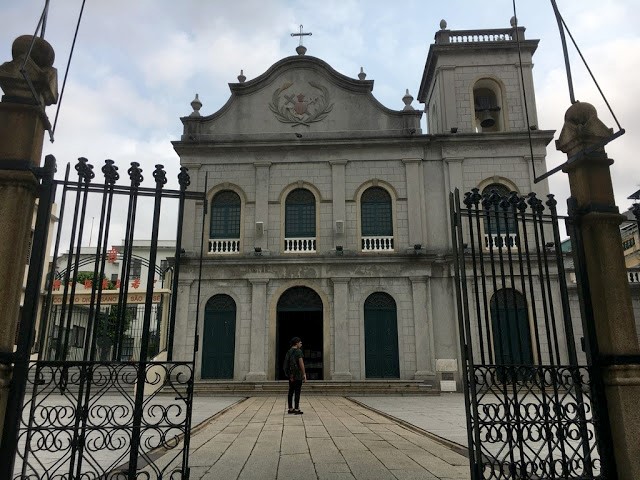 Procissão de São Roque só no adro da igreja
