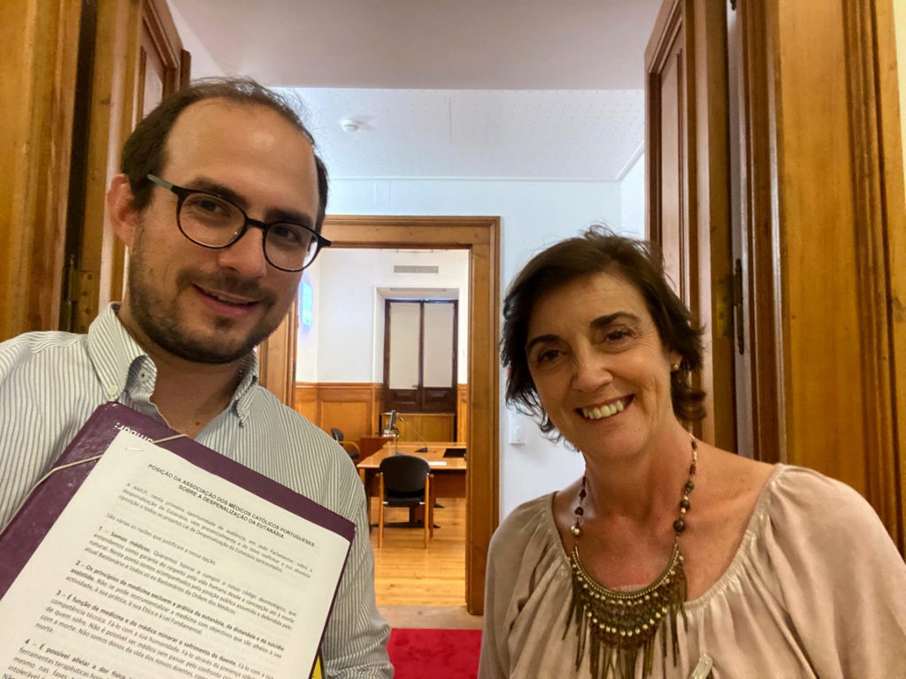 Eutanásia nunca será um acto médico