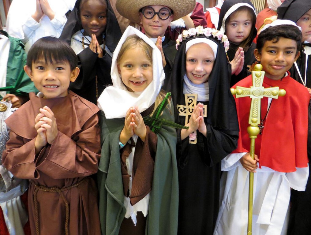 PARÓQUIA DA SÉ CATEDRAL CELEBRA DUAS MISSAS, EM PORTUGUÊS, ESTE DOMINGO
