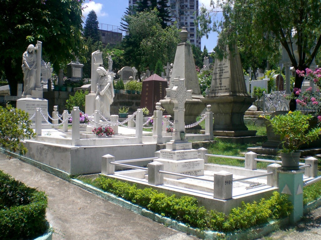 NOVEMBRO, MÊS DE FINADOS