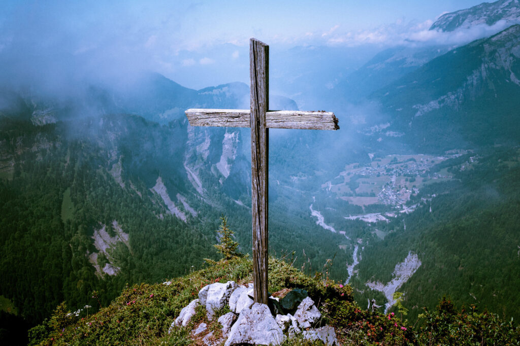 CISMAS, REFORMAS E DIVISÕES NA IGREJA – CCIX