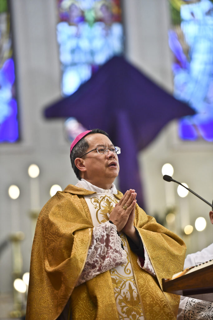 D. Stephen Lee preside a missa de encerramento em Dezembro