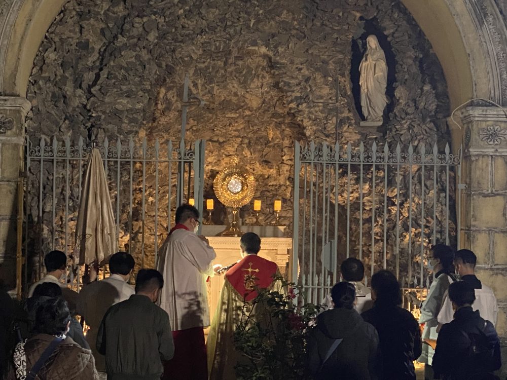 BISPO DE MACAU PRESIDIU À VIGÍLIA DE ANO NOVO
