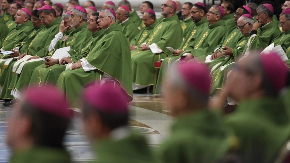 Papa reforça competências de bispos e conferências episcopais