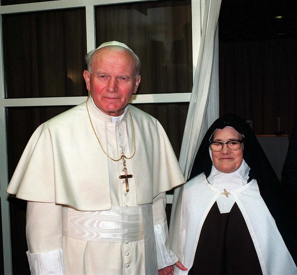 PAPA CONSAGRA HOJE A UCRÂNIA E A RÚSSIA AO IMACULADO CORAÇÃO DE MARIA
