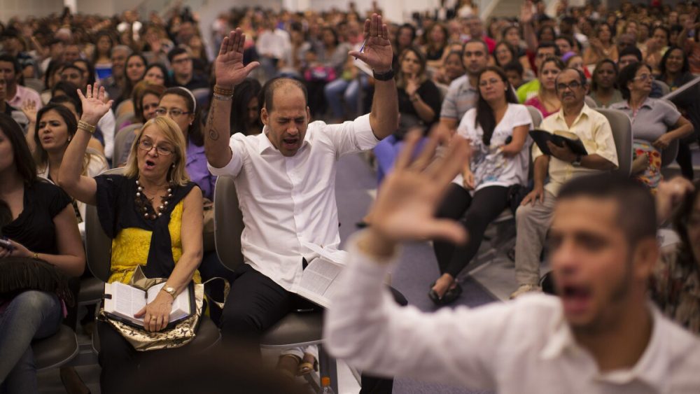CISMAS, REFORMAS E DIVISÕES NA IGREJA – CCXLV