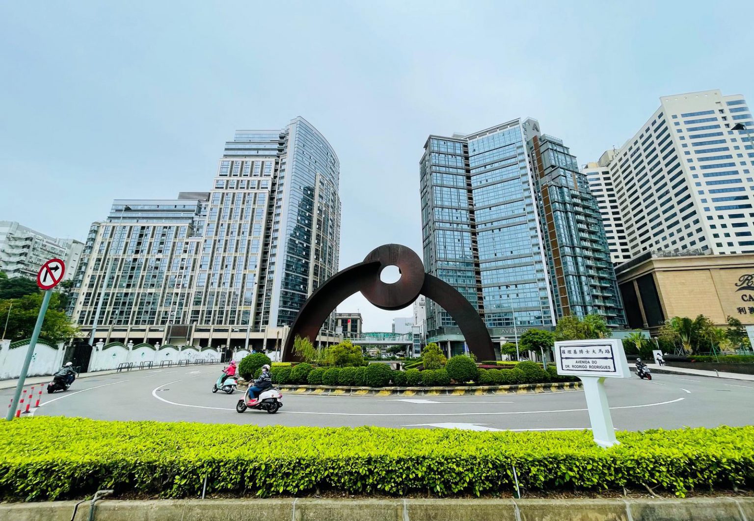 CONHECER AS LEIS DE MACAU Jornal O Clarim