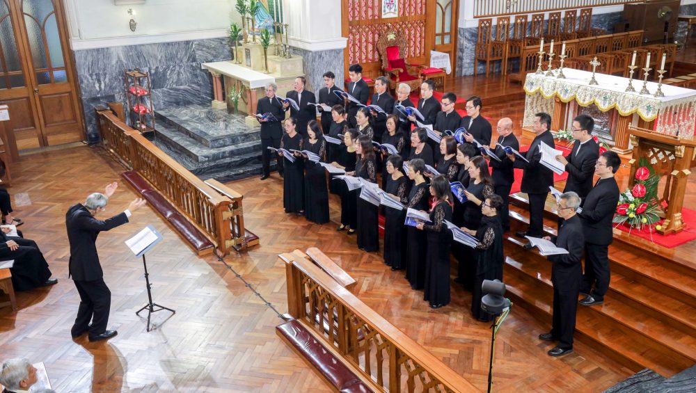 Coro Perosi comemora bodas de prata