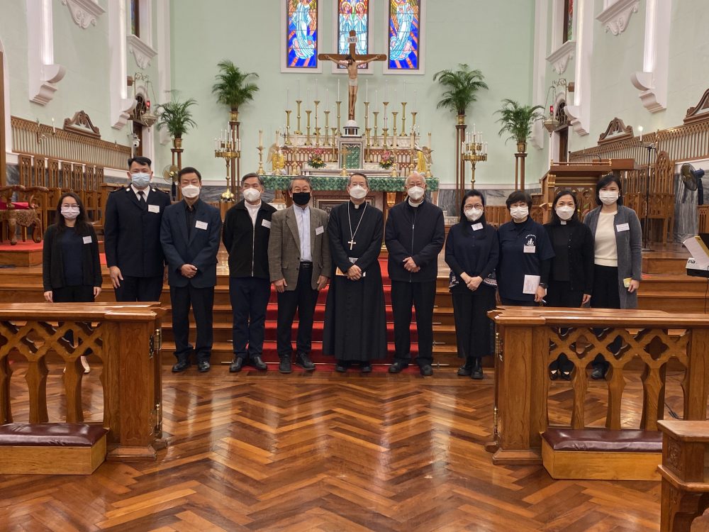 D. STEPHEN LEE APADRINHOU ENCONTRO ECUMÉNICO NA SÉ CATEDRAL