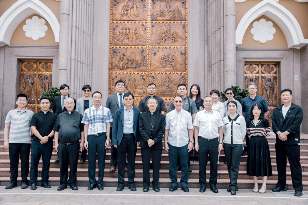 DIOCESE DE MACAU “VISITOU” CONGÉNERES DE GUANGZHOU, JIANGMEN E SHENZHEN