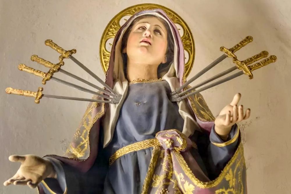 MEMÓRIA DE NOSSA SENHORA DAS DORES É HOJE CELEBRADA