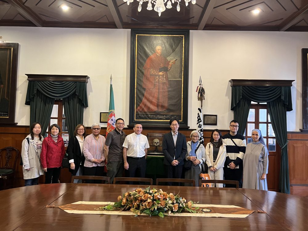 ARQUIVOS DIOCESANOS DE MACAU E SINGAPURA ESTIVERAM REUNIDOS NA RAEM