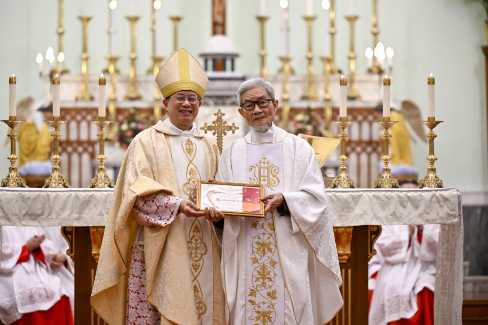 NOVE PADRES E IRMÃS CELEBRARAM O JUBILEU DE VIDA CONSAGRADA