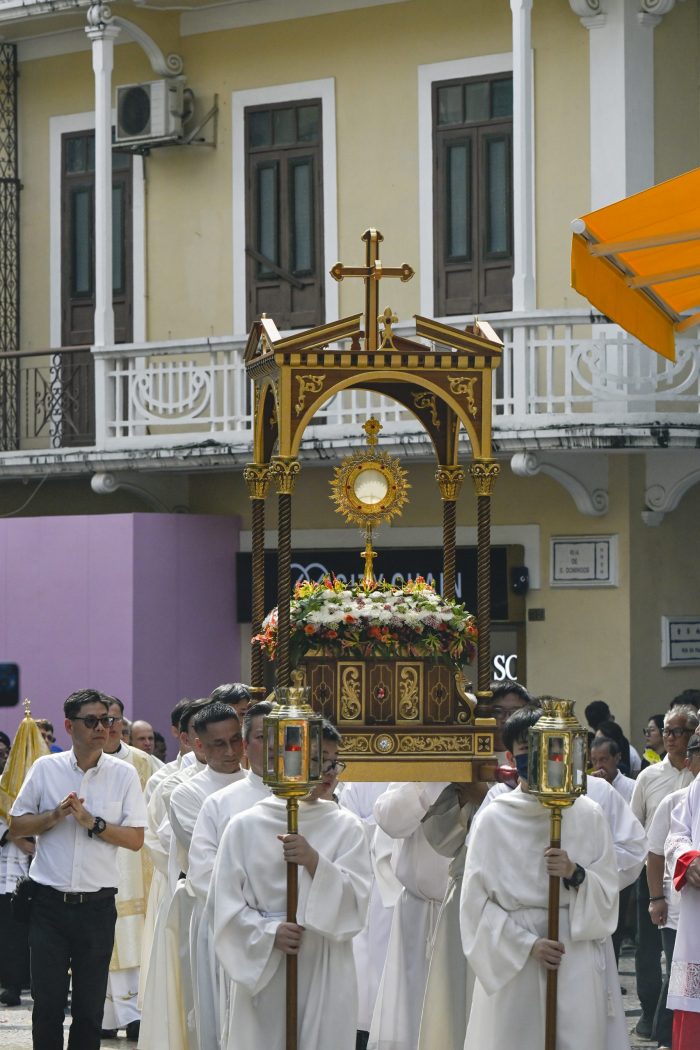 Sé celebra Corpo de Deus com noite de adoração e procissão