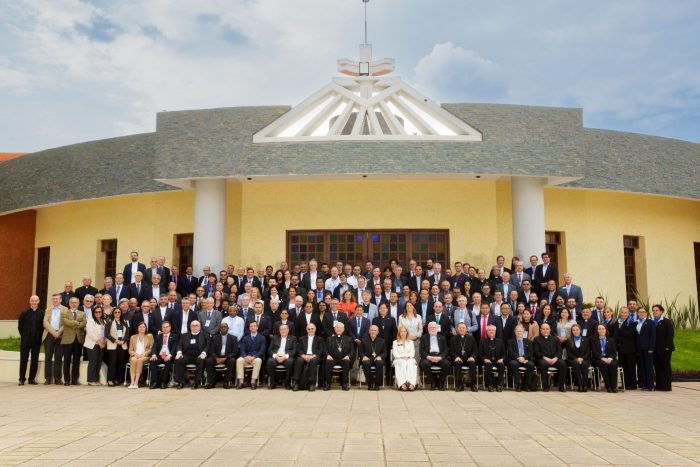 Stephen Morgan reeleito vice-presidente da FIUC