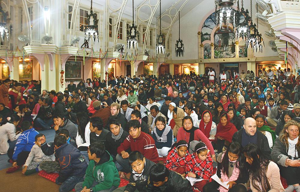 NEPAL VIVE TENSÃO LATENTE