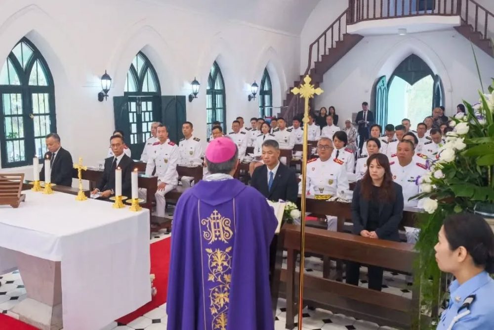 FORÇAS DE SEGURANÇA: D. STEPHEN LEE PRESIDIU A MISSA POR TODOS OS AGENTES JÁ FALECIDOS