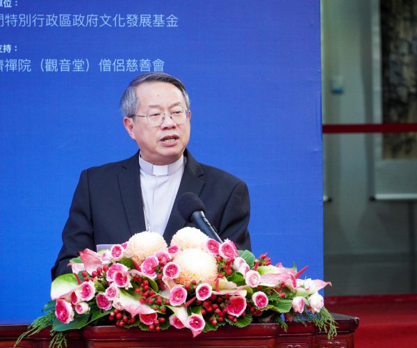 Seis religiões unidas pela Arte