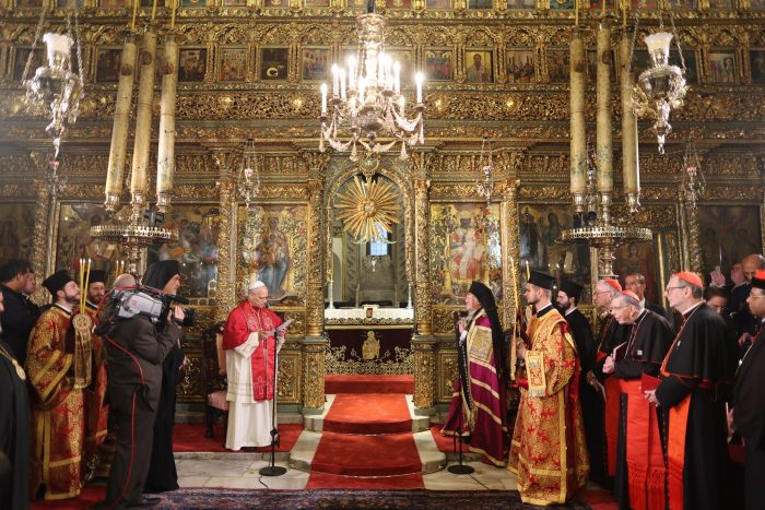 PAPA LEÃO XIV E PATRIARCA ECUMÉNICO BARTOLOMEU I DERAM AS MÃOS, RUMO À UNIDADE DOS CRISTÃOS