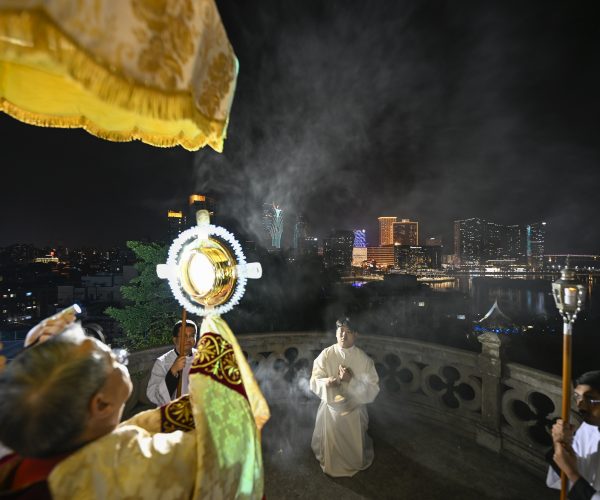 D. Stephen Lee abençoou Macau e a sua população