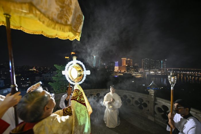 D. Stephen Lee abençoou Macau e a sua população