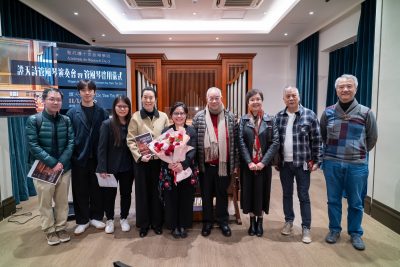 Academia São Pio X inaugurou órgão de tubos